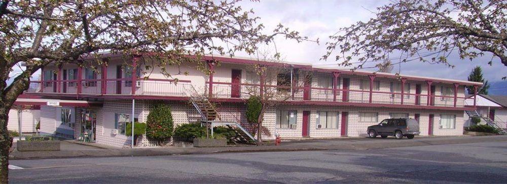 A-1 Alberni Inn Port Alberni Bagian luar foto
