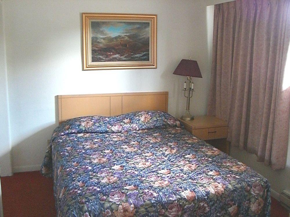 A-1 Alberni Inn Port Alberni Bagian luar foto