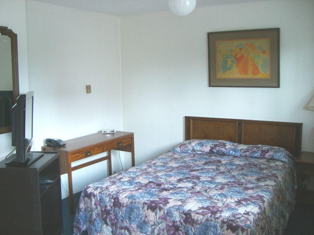 A-1 Alberni Inn Port Alberni Bagian luar foto